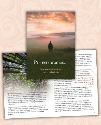 Por eso oramos?...  - Spanish Print Version